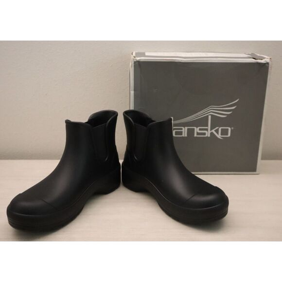 Dansko Women's Sz 38M US 7.5-8M Black Karmel Molded Waterproof Boots - Picture 1 of 15